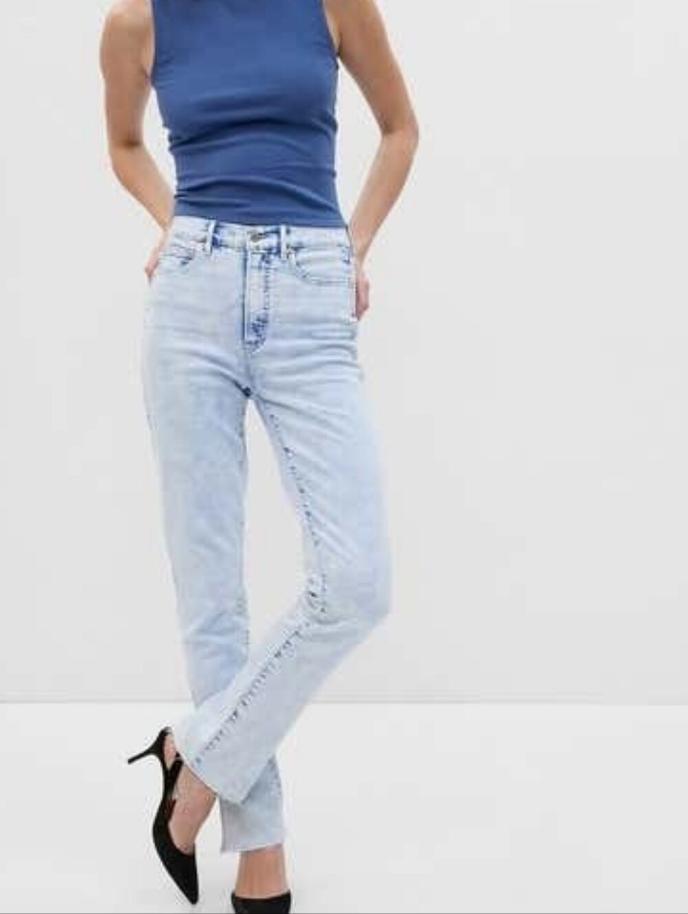 GAP Vintage Slim High Rise Jeans Light Blue Acid Wash Side Slit Size 31 12 Tall